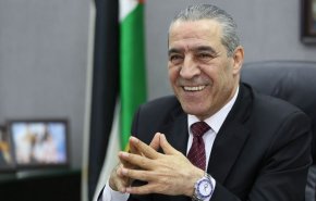شاهد.. السلطة تعيد علاقاتها مع الاحتلال لسابق عهدها!