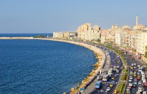 أهالي الإسكندرية غاضبون من تصرفات الجيش المصري