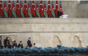 رژه پیروزی در باکو | اردوغان: جنگ آذربایجان با ارمنستان تمام نشده است/ علی اف: قره‌باغ متعلق به آذربایجان است