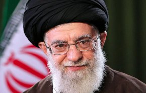 قائد الثورة يشيد بجهود الممرضات والممرضين الايرانيين