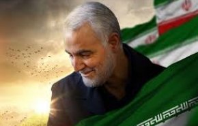 تصویر شهید سید محمد باقر حکیم و شهید حاج قاسم سلیمانی در کنار هم 
