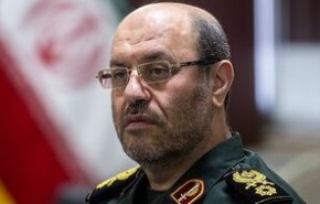 توصیه سردار دهقان به ترامپ: سال نو میلادی را برای آمریکایی‌ها به عزا تبدیل نکن
