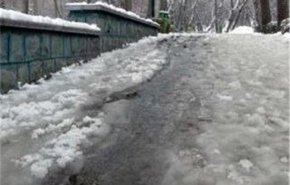 سرمای هوا و یخبندان در 22 استان/ آلودگی هوا در کلان‌شهرها ادامه دارد
