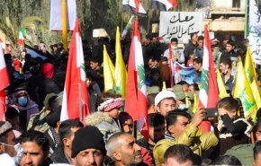 تجدید عهد اهالی بوکمال سوریه با سردار حاج قاسم سلیمانی + عکس