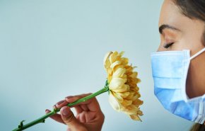 ماذا يعني أن تشم رائحة سمك أو كبريت؟
