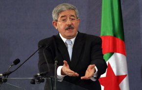 السجن 7 سنوات لرئيس الوزراء الجزائري الأسبق بتهمة الفساد