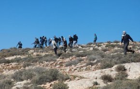 زخمی شدن 7 کارگر فلسطینی با گلوله نظامیان صهیونیست در کرانه باختری
