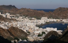 السلطات العمانية تحظر الفعاليات الجماعية على خلفية تفشي كورونا