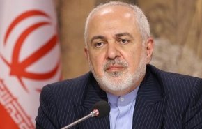 ظریف از ایستگاه راه آهن جلفای جمهوری آذربایجان بازدید کرد