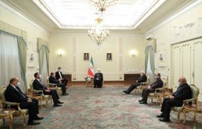 روحانی: روابط استراتژیک ایران و عراق امنیت و ثبات منطقه را تضمین می‌کند