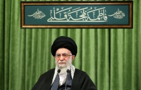فرماندهان و کارکنان نیروی هوایی ارتش با رهبر انقلاب دیدار می‌کنند