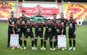 برتری یک نیمه ای پرسپولیس مقابل گل‌گهر 