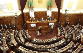 عوامل تعيين کننده در برگزاری انتخابات پارلمان الجزایر 