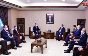 فیصل المقداد: اشغالگری ترکیه و آمریکا ناقض حاکمیت سوریه و قوانین بین‌المللی است
