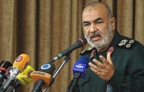 سرلشکر سلامی: سرنوشت دشمن تا ابد شکست است