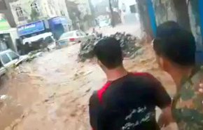 شاهد.. موقف بطولي لشباب مغاربة أنقذوا عائلة من الموت
