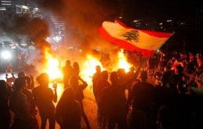 ادامه اعتراض به وضعیت اقتصادی در لبنان
