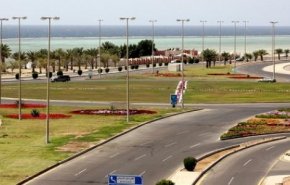 انفجارات قوية تهز مدينة ينبع السعودية