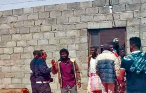 تحرير 47 مهاجرا غير شرعي من سجن سري بليبيا