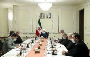 محدودیت‌های شهرهای قرمز و نارنجی تا پایان هفته آینده تمدید شد/ تفویض اختیار به قرارگاه عملیاتی ستاد ملی کرونا برای اتخاذ تصمیمات لازم و فوری