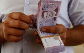 تحسن سعر صرف الليرة بسبب عدة خطوات اتخذتها الحكومة السورية