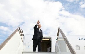 ظریف رهسپار  عمان شد
