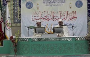 شاهد.. تفاعل الايرانيون صغارا وكبارا في ختم القرآن الكريم  