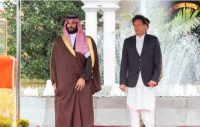 عمران خان وارد عربستان شد
