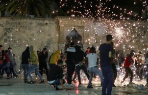 تعداد مجروحان فلسطینی در محوطه مسجدالاقصی به 205 نفر رسید
