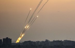 فیلم گردان های قسام از شلیک های موشکی خود به اراضی اشغالی