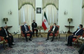 واعظی: روابط ایران و آذربایجان در همه ابعاد به سطح راهبردی ارتقاء یافته است
