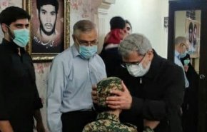 سردار قاآنی با خانواده شهید «حسن عبدالله‌زاده» دیدار کرد
