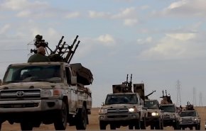 22 شاحنة سلاح مصرية تصل حفتر