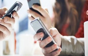استخدام الهاتف المحمول لمدة 17 دقيقة يوميا  يزيد من خطر الإصابة بالسرطان