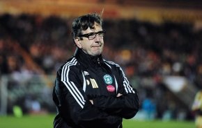 وفاة مهاجم منتخب إنجلترا السابق