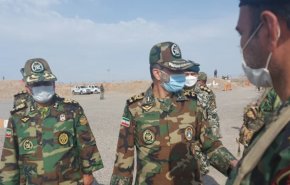 فرمانده کل ارتش: هیچ نگرانی در مرزهای شرقی وجود ندارد