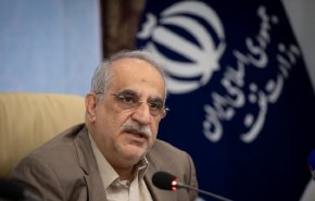 الخميس.. إيران تصدر أول شحنة نفط لها من بحر عمان