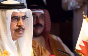 بالفيديو.. مطالبات باعتقال وزير الداخلية البحريني