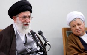 بیانات مهم و منتشرنشده رهبر انقلاب در گفت‌وگو با آیت‌الله هاشمی امشب منتشر می‌شود