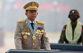 سردسته کودتاچیان میانمار، خود را نخست‌وزیر اعلام کرد