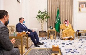 دیدار بن سلمان با رئیس کمیته بین‌الملل دومای روسیه در نیوم
