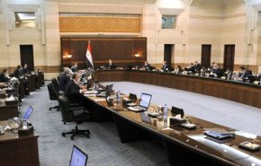 الحكومة السورية تؤكد العمل على تحسين وضع الكهرباء 