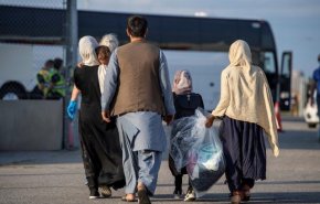 ألبانيا تعلن وصول لاجئين جدد من أفغانستان
