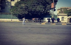 الكشف عن جسم غريب داخل حقيبة بجامعة القاهرة!