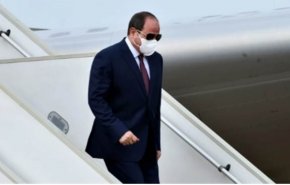 السيسي يصل اليونان للمشاركة في القمة الثلاثية