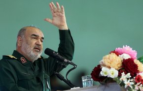 سردار سلامی: در حال گسترش وسیع قلمرو قدرت دریایی هستیم / نیروی هوافضای سپاه به شکل فزاینده ایی در حال پیشرفت است