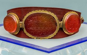  رئیسی ششمین رییس جمهوری که پنجاه‌وششمین بازوبند پهلوانی را اعطا می‌کند