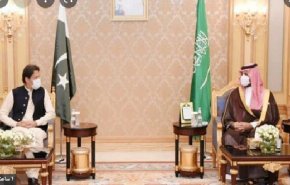 دیدار عمران خان و بن سلمان در ریاض