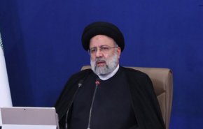 رئيس الجمهورية يؤكد ضرورة الاستفادة من آراء النخب خاصة علماء ومراجع الدين