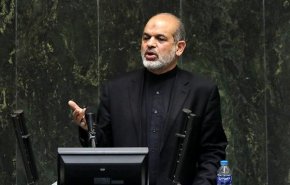 وزیر کشور: ایستادگی نیروی دریایی سپاه مقابل آمریکا مردم را خشنود کرد